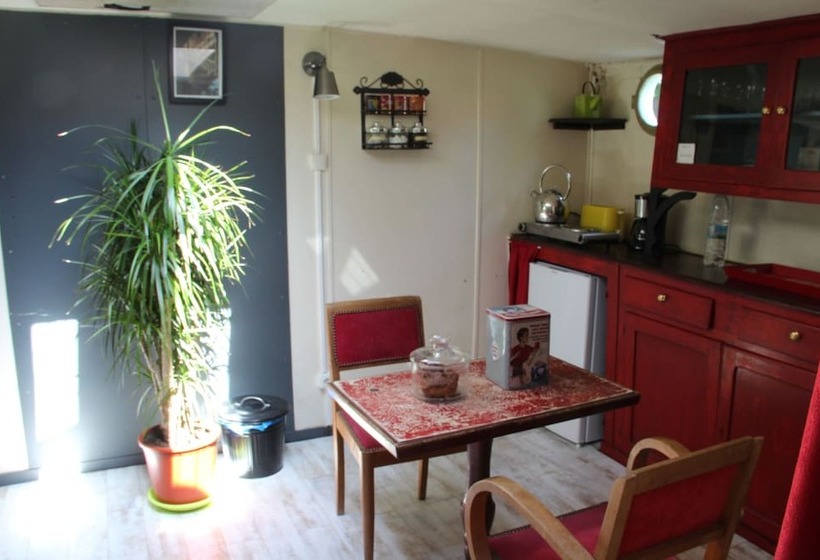 مبيت وإفطار Péniche Alclair