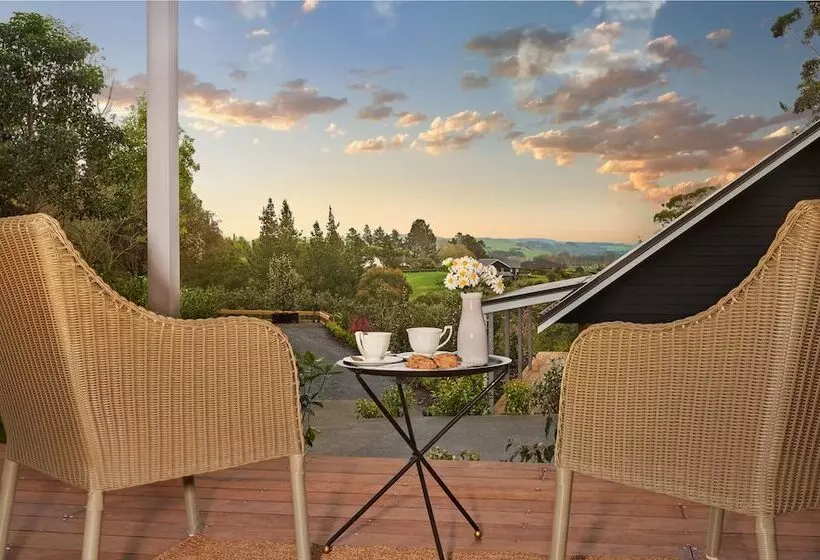 צימר Treghan Luxury Lodge