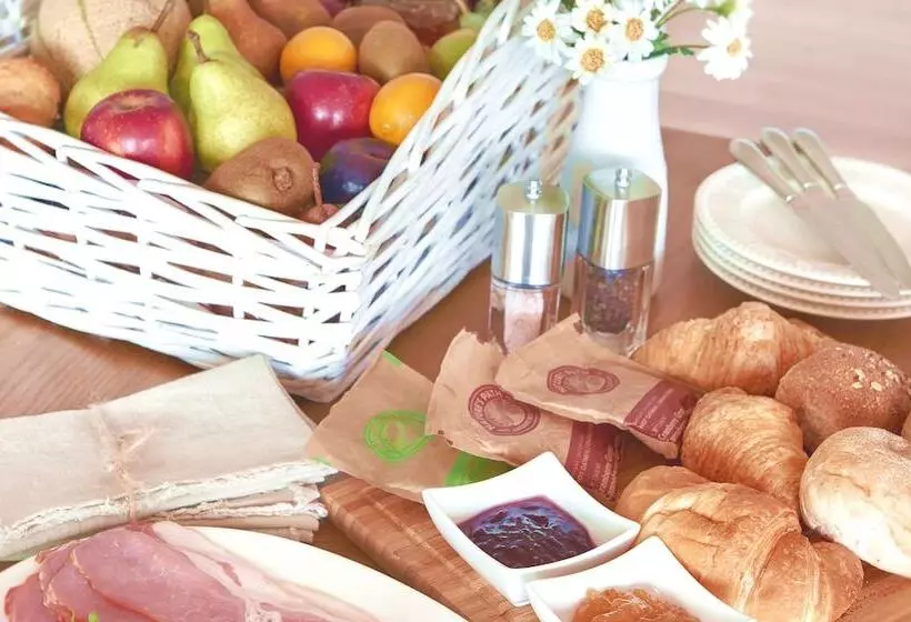 צימר Treghan Luxury Lodge