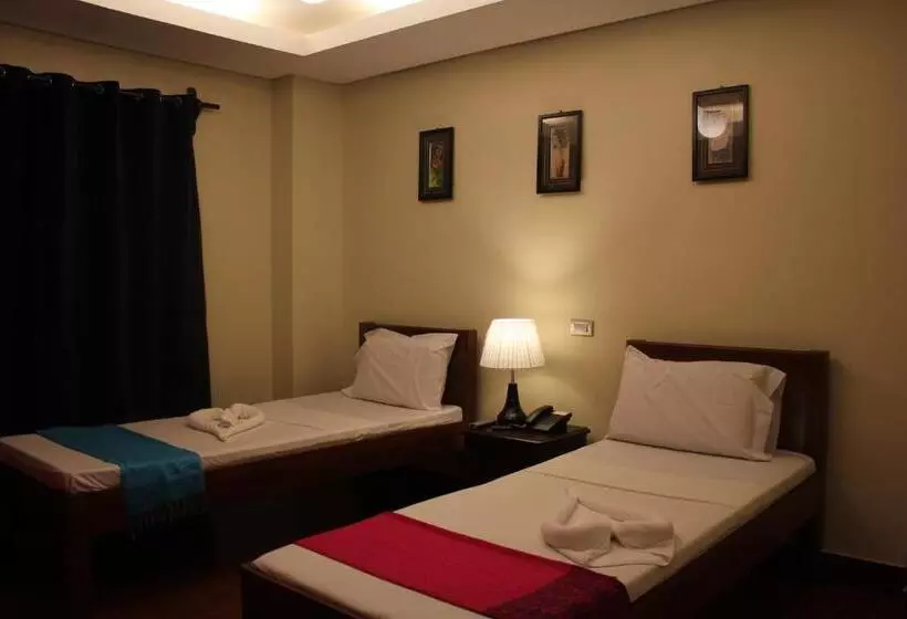 酒店 Aqua Travel Lodge