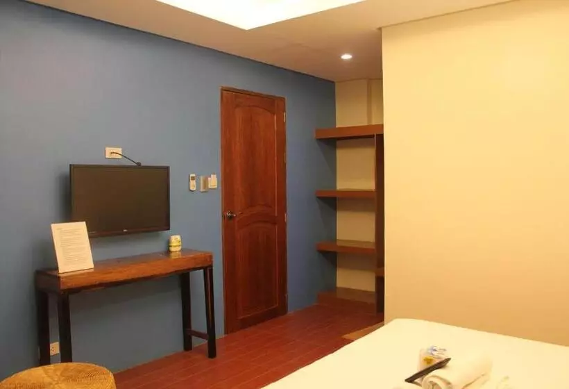 酒店 Aqua Travel Lodge