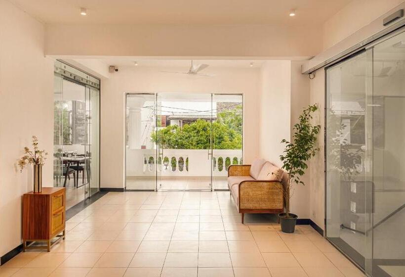 ホテル Beverly Hills