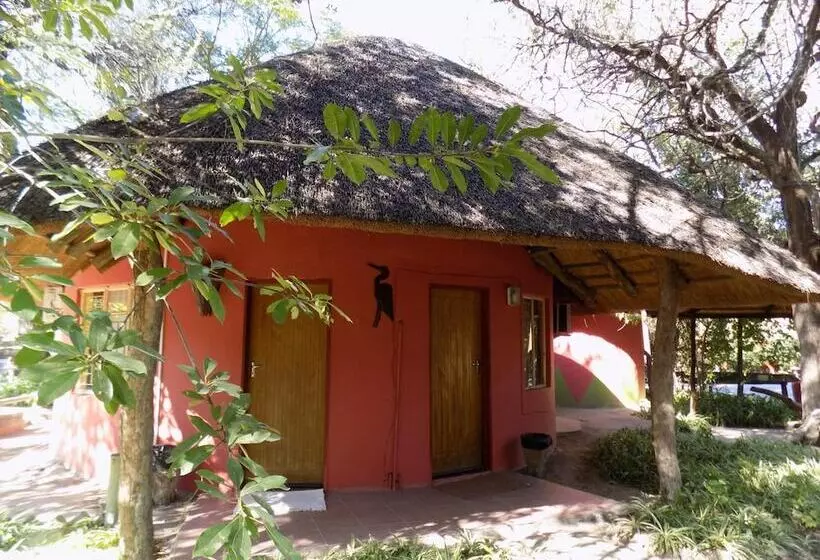 هتل Jump Street Chalets