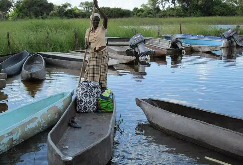 هتل Jump Street Chalets