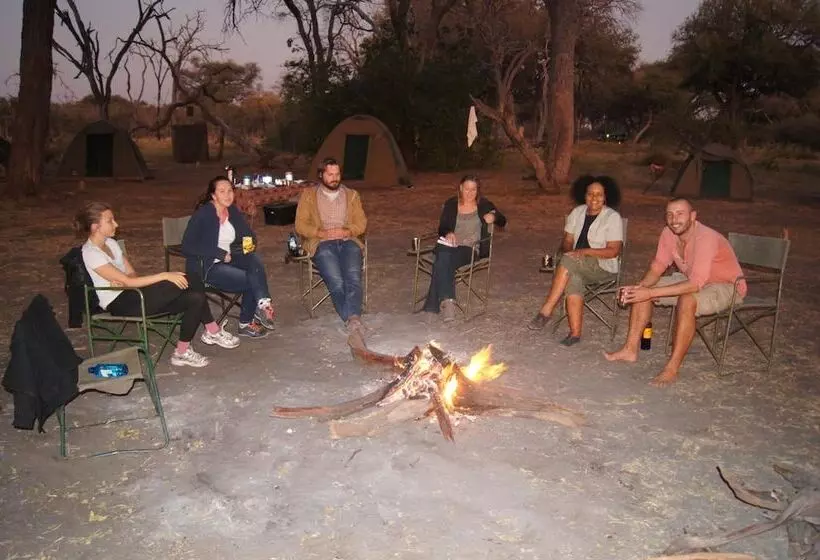 هتل Jump Street Chalets