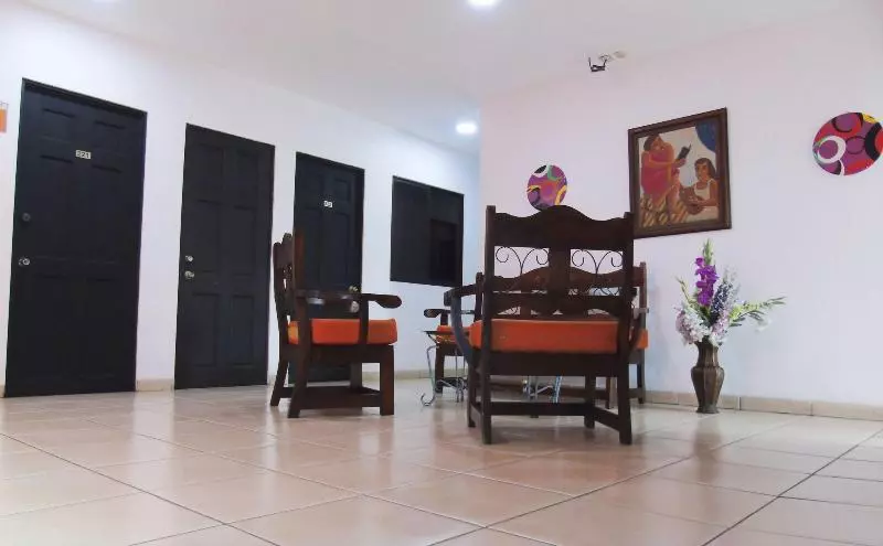 هتل Quinta Avenida