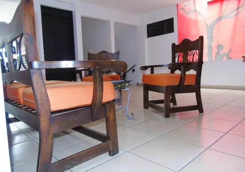 هتل Quinta Avenida