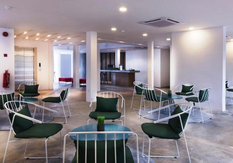 T+ Hotel Butterworth