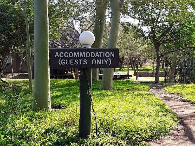 ホテル The Bush Pub & Inn