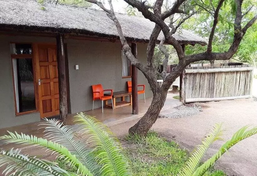 Hotel The Bush Pub & Inn