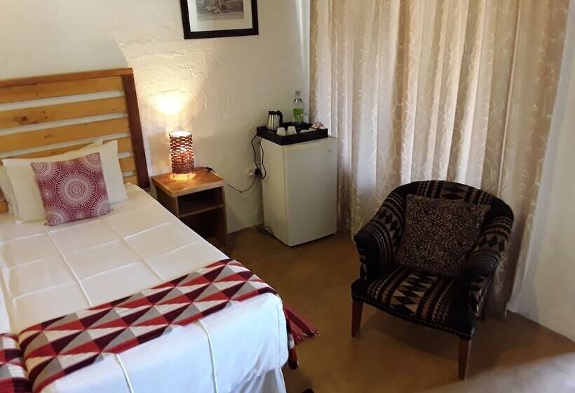 ホテル The Bush Pub & Inn