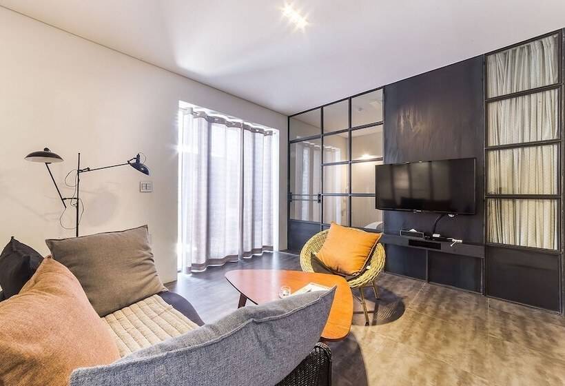 Hotel Yongin Army Boutique