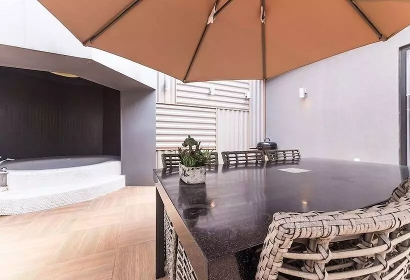 Szálloda Yongin Army Boutique