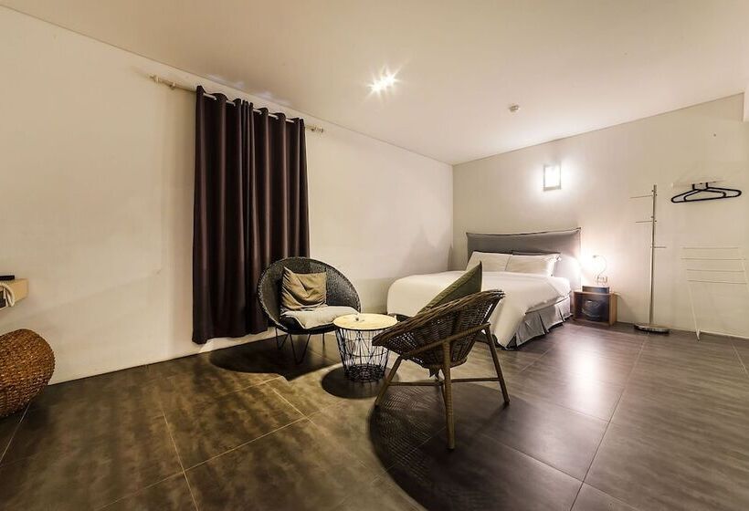 Hotel Yongin Army Boutique