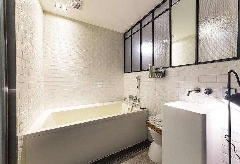 Hotel Yongin Army Boutique