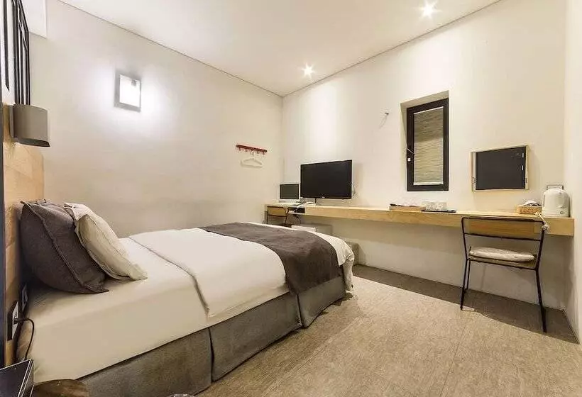 Szálloda Yongin Army Boutique