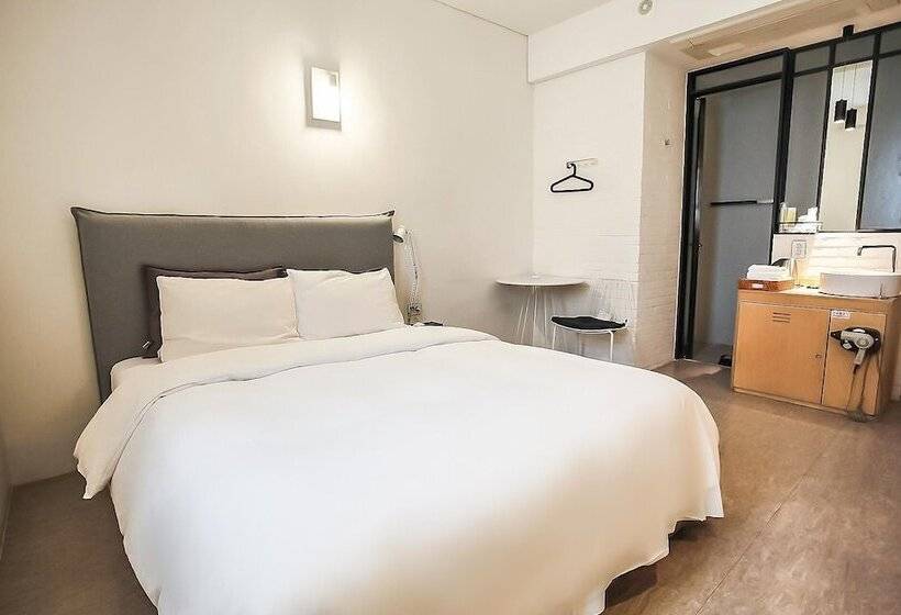 Hotel Yongin Army Boutique