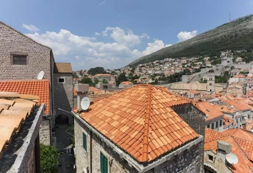 Old Town Princess Apartments