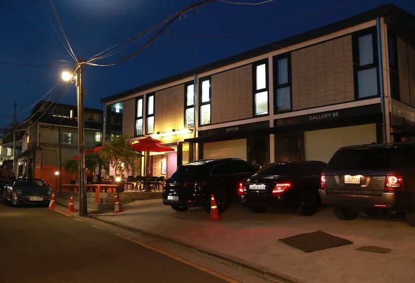 Pensione 88st Guesthouse Jongno