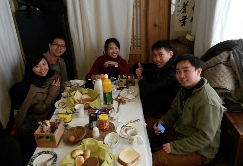 Пансион Namhyundang Guesthouse