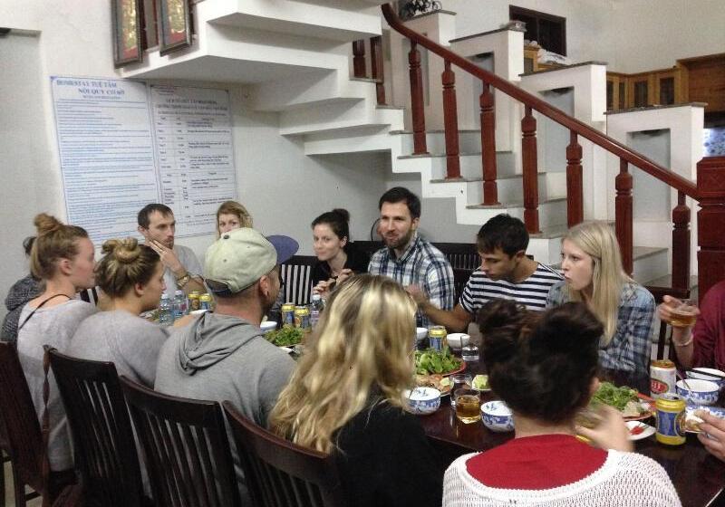 پانسیون Tue Tam Villa