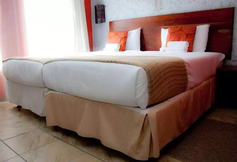 Rivernest Boutique Cottages