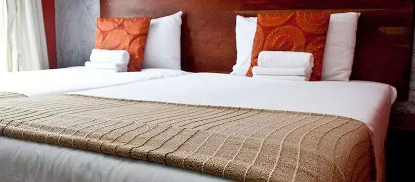 Rivernest Boutique Cottages