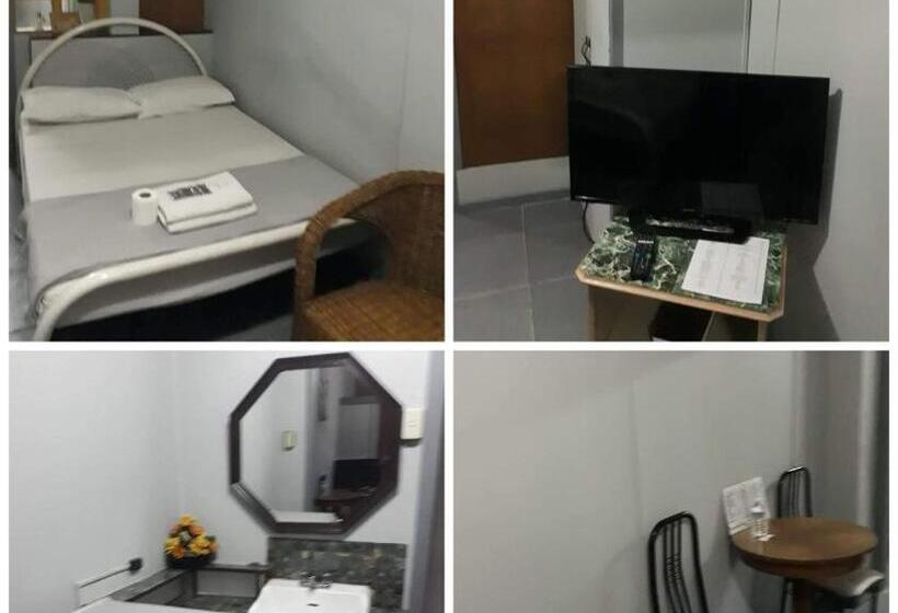 Slouch Hat Hotel And Restaurant