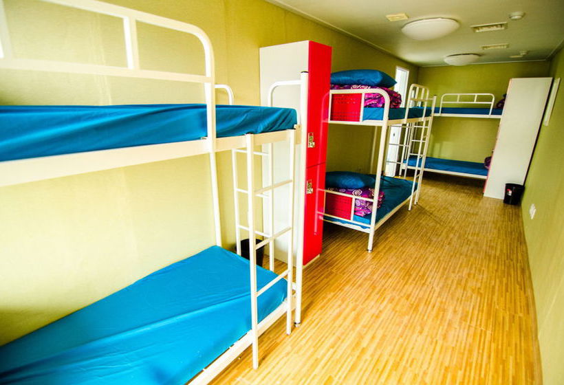 Kimchee Sinchon Guesthouse  Hostel