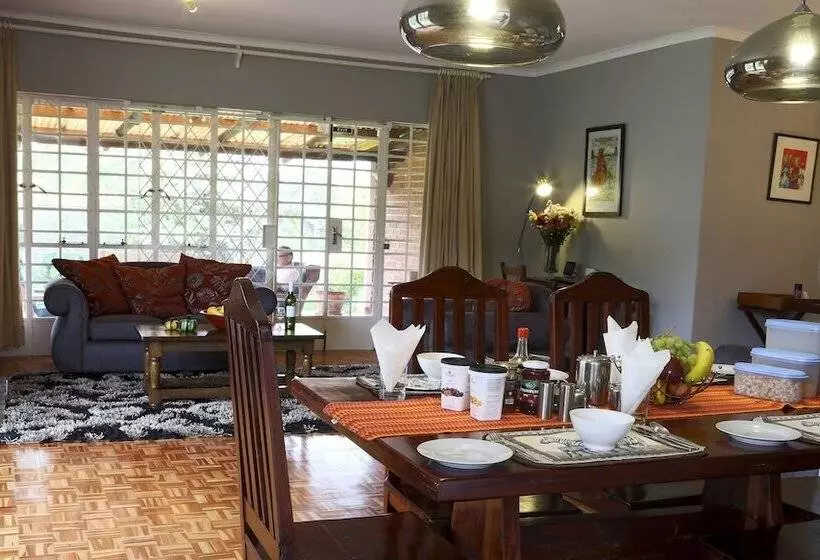 Bed and Breakfast Sunbird Guest House