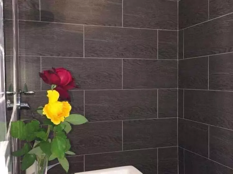 Bed and Breakfast Sunbird Guest House