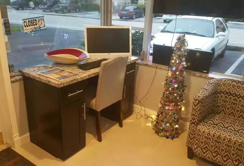 فندق على الطريق Deco Boutique