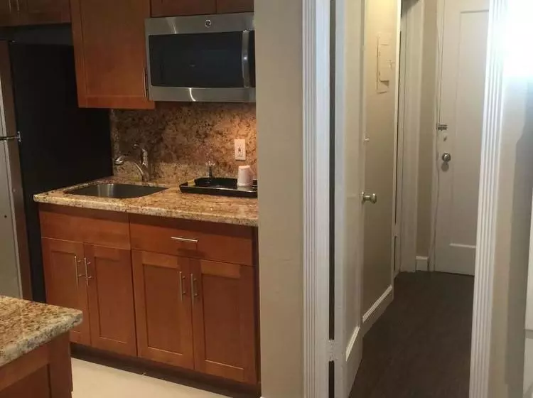 فندق على الطريق Deco Boutique