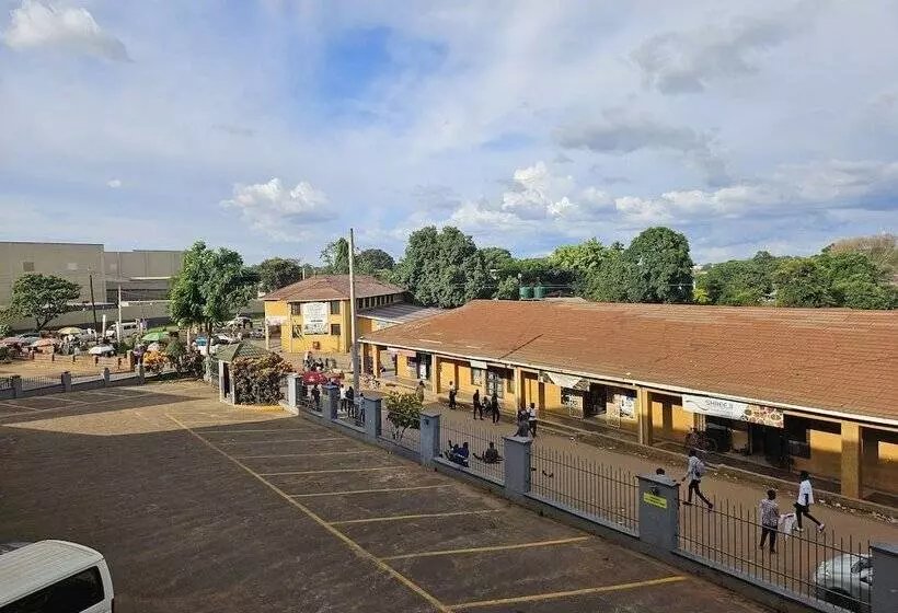 Bridgeview Hotel & Conference Centre