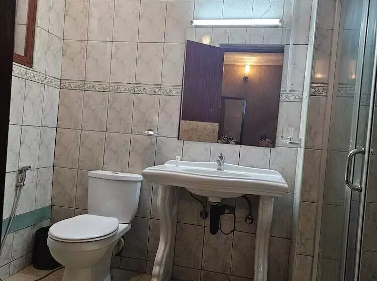 Bridgeview Hotel & Conference Centre