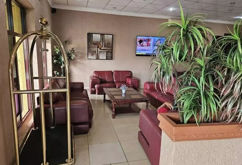 Bridgeview Hotel & Conference Centre