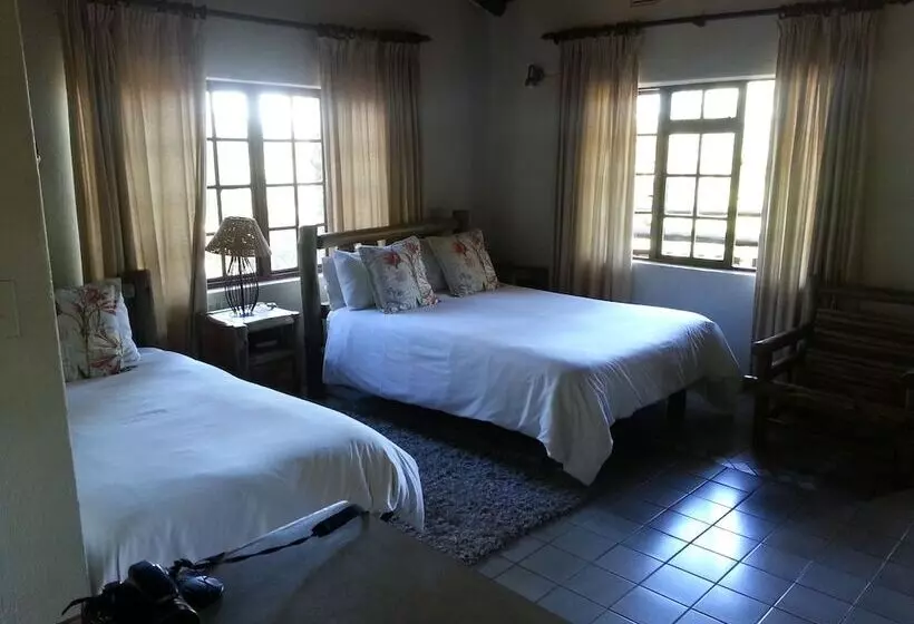 فندق Bundu Lodge