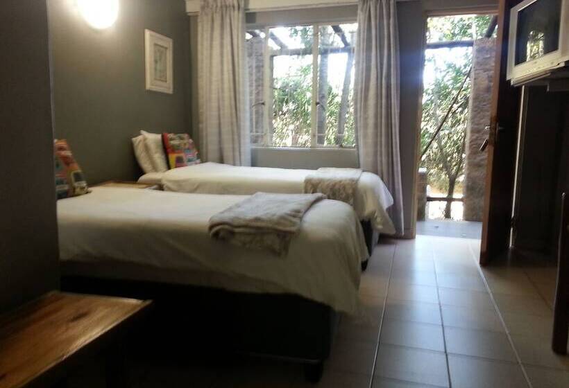 فندق Bundu Lodge