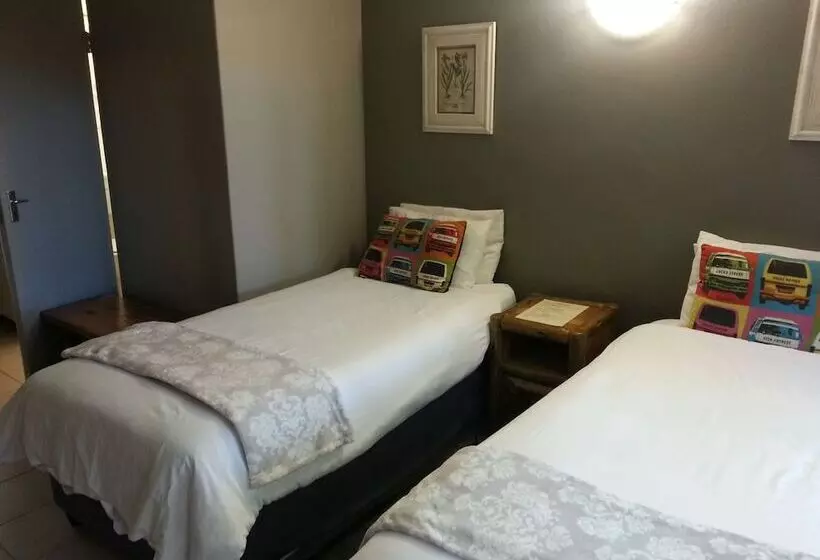 فندق Bundu Lodge