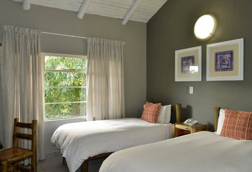 فندق Bundu Lodge