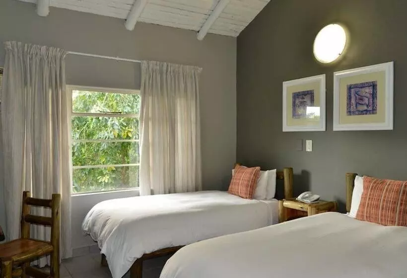 فندق Bundu Lodge