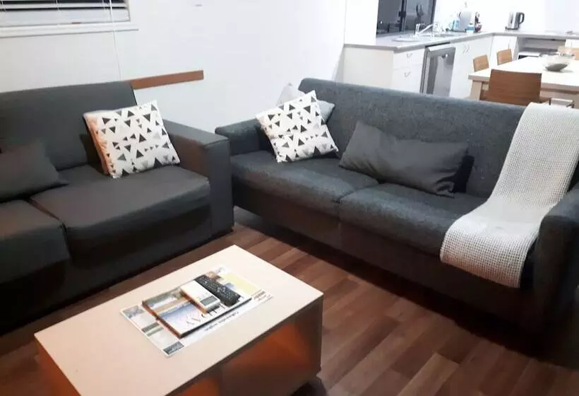 ホテル Caloundra Waterfront Holiday Park