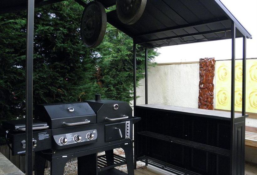 فندق Dover Garden Suites