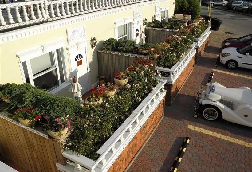 فندق Dover Garden Suites