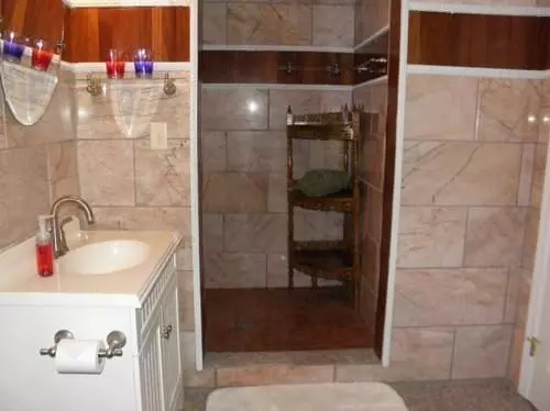 فندق Dover Garden Suites