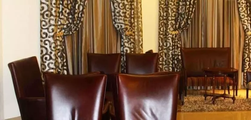 هتل Karibu Leisure Resort