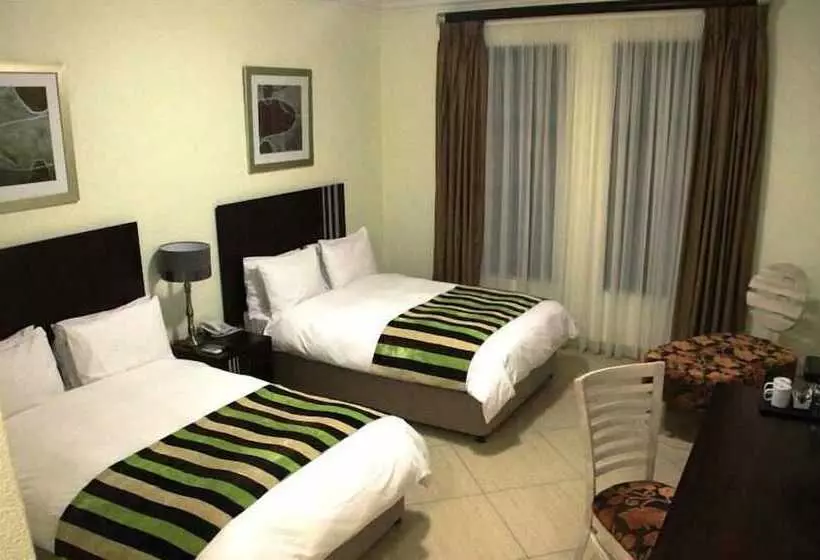 هتل Karibu Leisure Resort