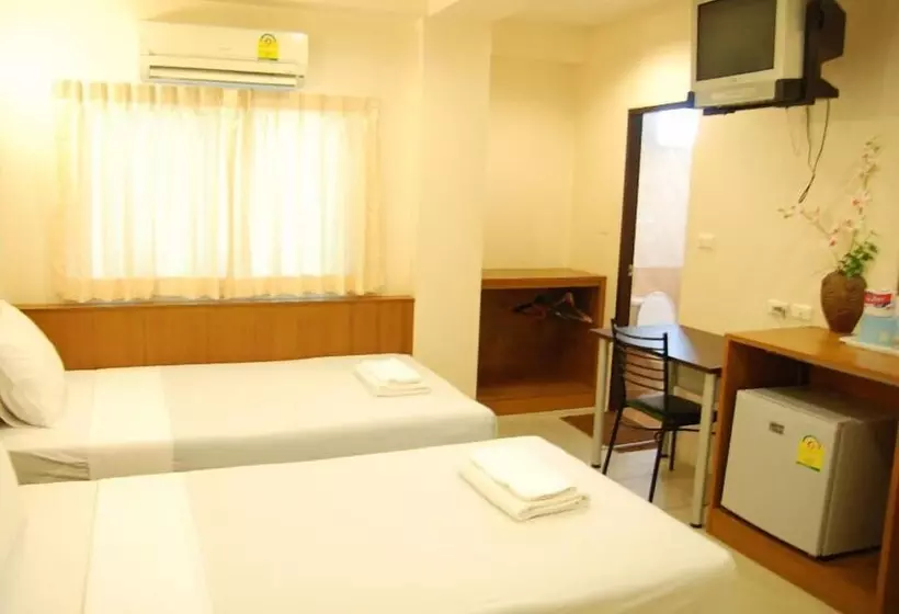 هتل Rambuttri House