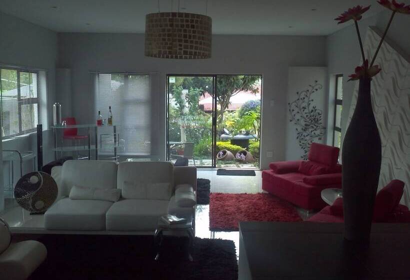 פנסיון 5th Avenue Guest House