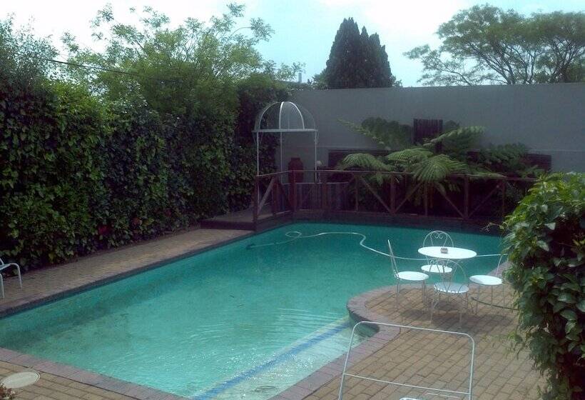 פנסיון 5th Avenue Guest House